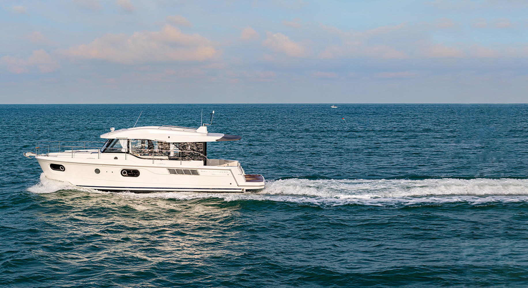swift trawler 41 sedan